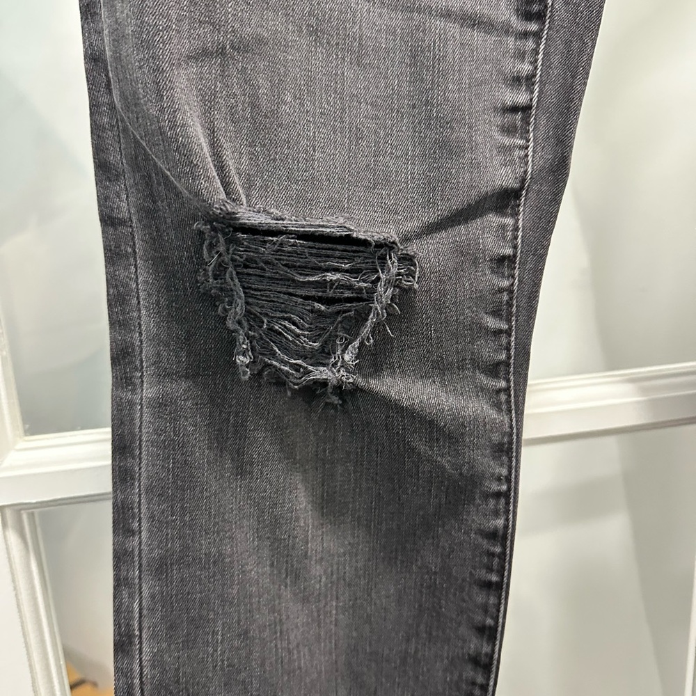 Madewell Black Distressed High Rise Skinny Jeans - Size 28 - Picture 4 of 9